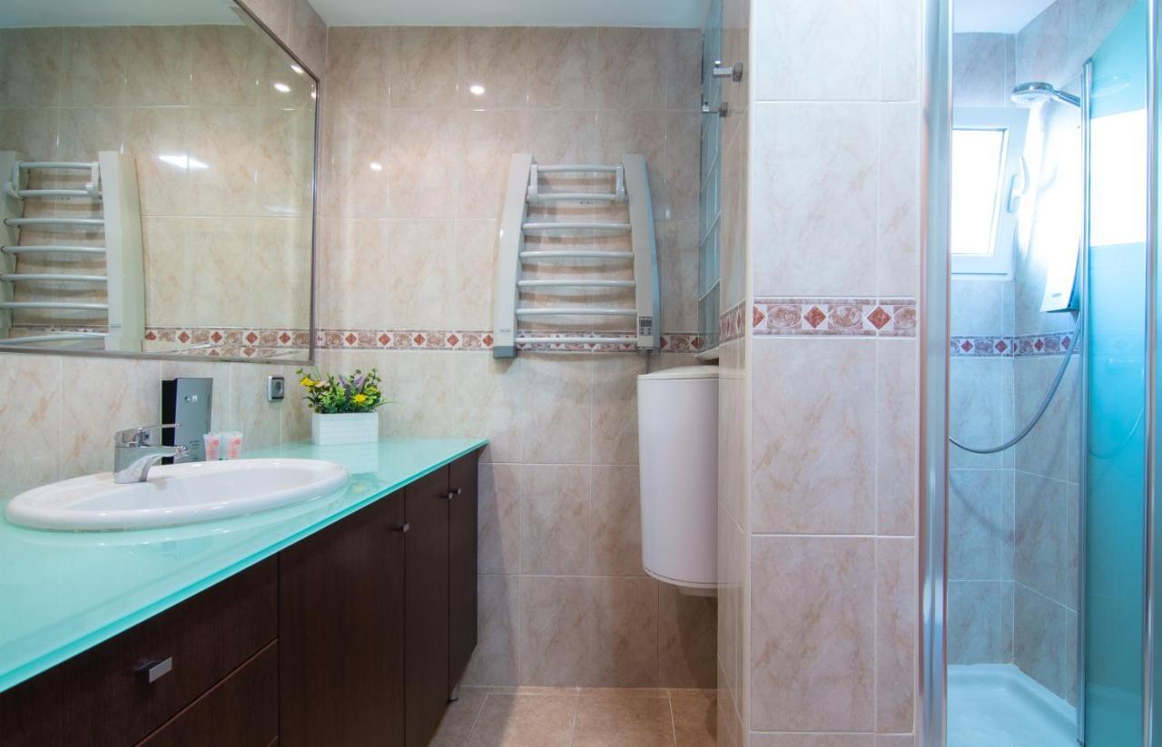 Ibericabeds Centro Gracia Apartment กรานาดา ภายนอก รูปภาพ